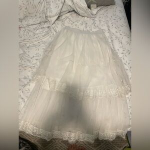 White lace tiered skirt